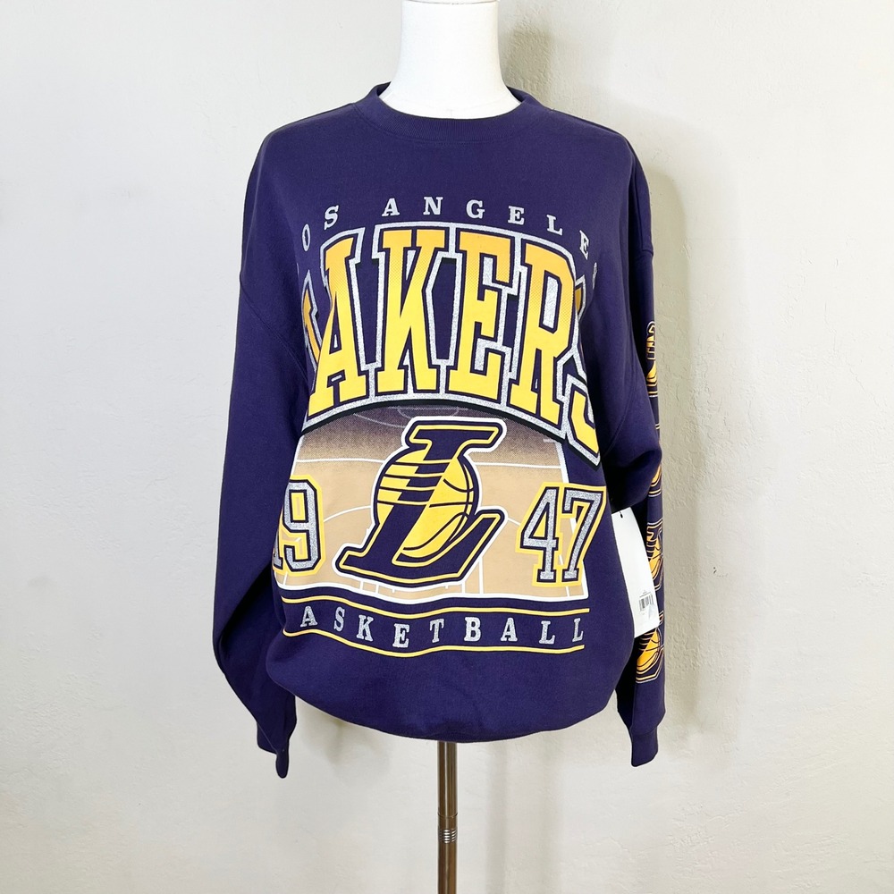 Los Angeles Lakers 47 Brand Sweatshirt NBA Women Size Small Purple New Graphic
